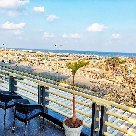 Kolam Elliots Beach Chennai Exterior foto