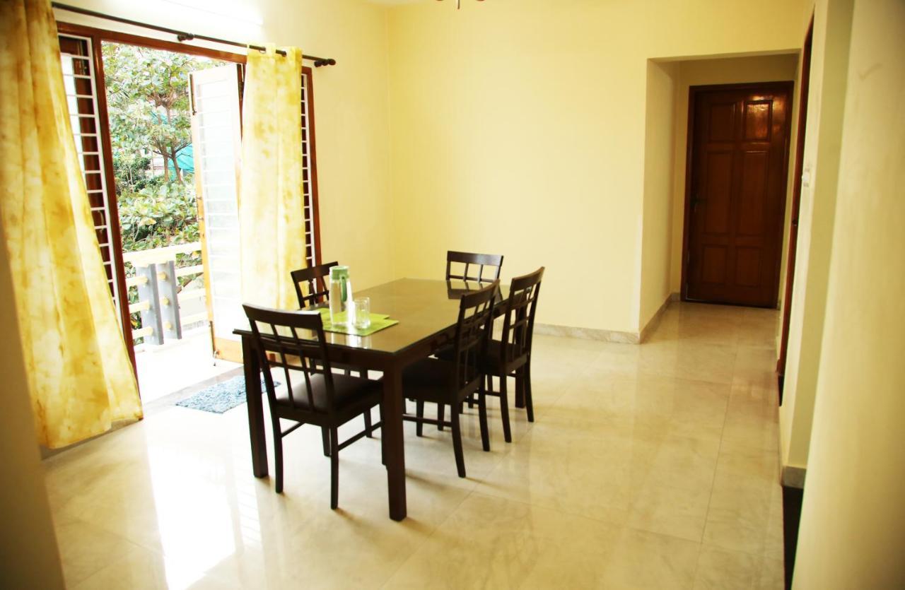 Kolam Elliots Beach Chennai Exterior foto