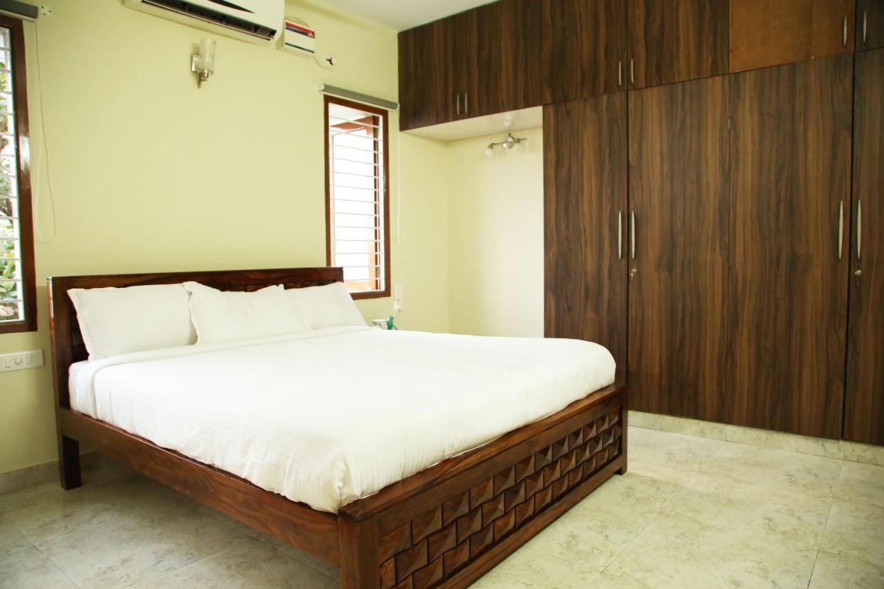 Kolam Elliots Beach Chennai Exterior foto